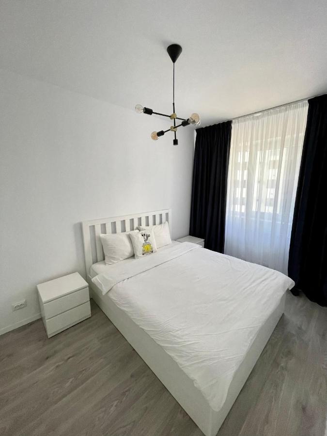 Cozy 1 Bedroom Apartment Oradea Exteriör bild